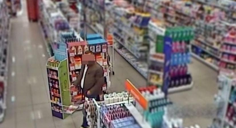 Ismét loptak egy drogériából Sopronban, ezúttal egy középkorú férfi - Ön ismeri a tettest?