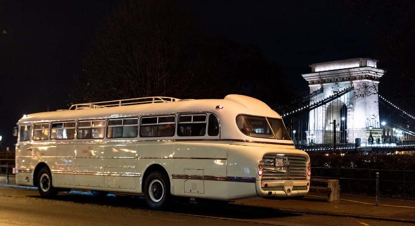 Csodás régi Ikarusokkal lehet buszozni Budapesten