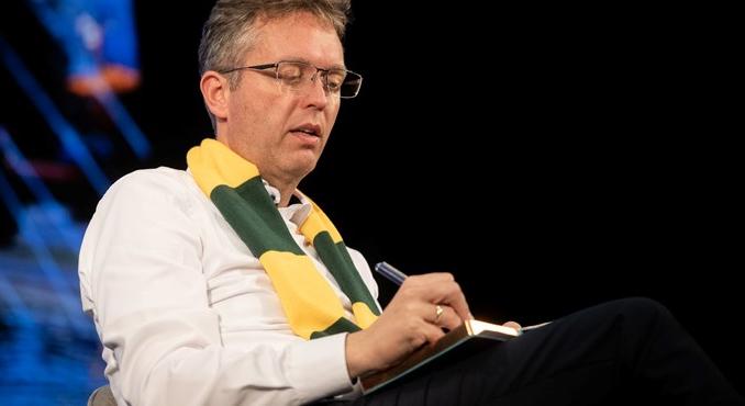 Hankó Balázs egyetemjáró körútjának következő állomása a Károli lesz