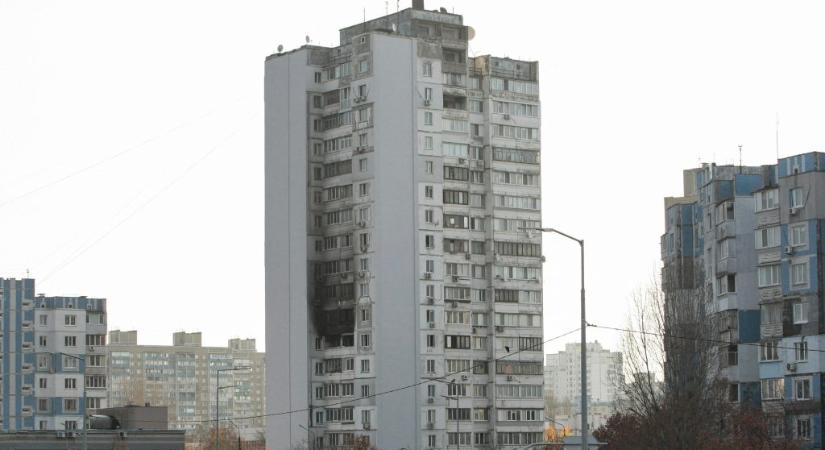 Rakéta rombolta le egy nagykövetség kerítésfalát Kijevben, berendelték a orosz nagykövetet