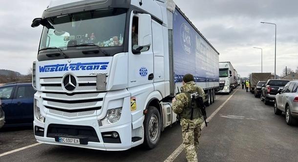 Ukrajna importja kétszerese az exportnak