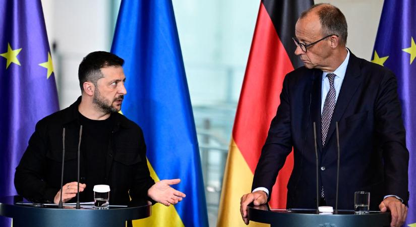 Azt kérte a német kancellár Zelenszkijtől, hogy tartsa otthon az ukrán fiatalokat