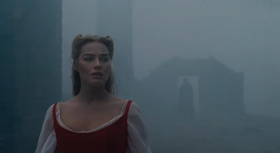 Nézd meg az Üvöltő szelek előzetesében a fejőlánynak öltözött Margot Robbie-t!