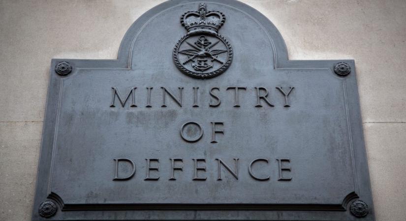 Vizsgálat indult – áladmirális jelenhetett meg egy fontos megemlékezésen