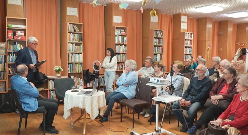 Megszűrt gondolatok: kultúra-közösség-nyelv