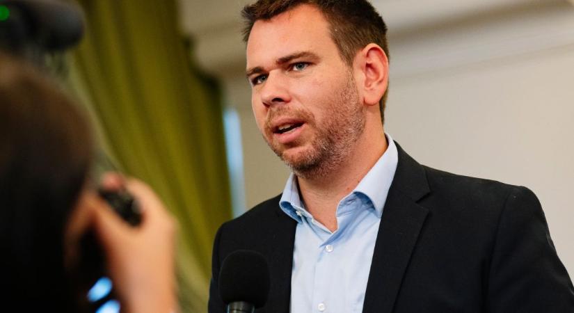 Vitézy: Karácsony áll Barabásék új pártja mögött, Karácsony: Ez marhaság