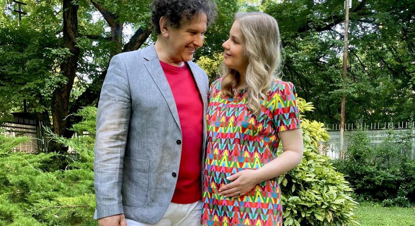 „Ez a gyerek nagyon jól sikerült” – Megszületett Somos András és Gulyás Eszter kisfia