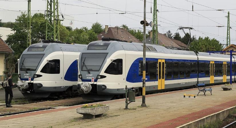 Pótlóbuszokra és hosszabb menetidőre kell számítani a Budapest–Vác–Szob vasútvonalon