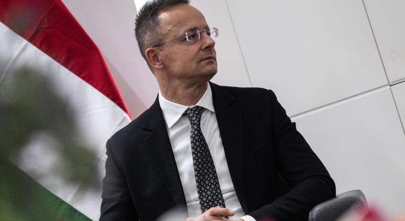 Ukrajna helyett Libanont támogatja Magyarország – jelentette be Szijjártó Péter