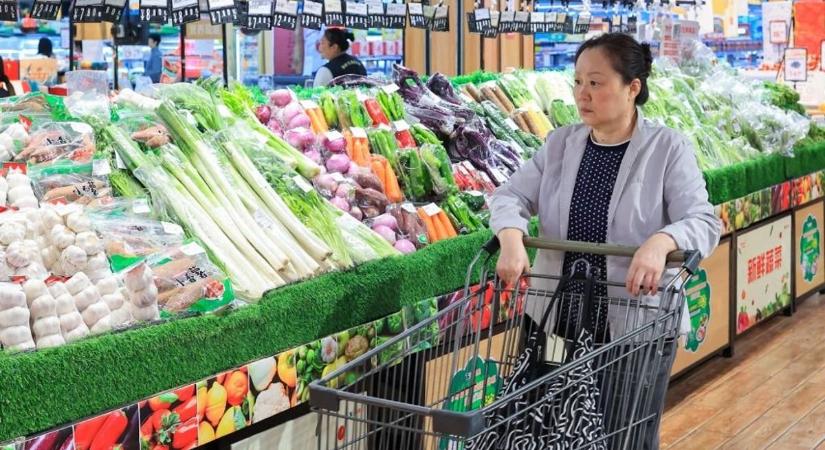 Kína bezárkózik, az export helyett egyre inkább a belső fogyasztástól várja a növekedést