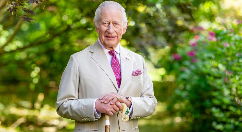 Két szóval tette helyre Vilmos herceget a ma 77 éves III. Károly király