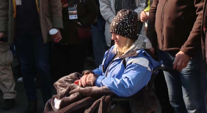 Dijana Hrka megint kórházba került, tizenharmadik napja tart az éhségsztrájk