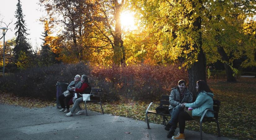 Őszi nyirkosság és tavaszias meleg: brutális hőérzet-különbség terheli a szervezetet