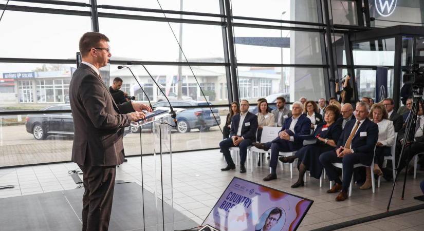 Európa és Magyarország versenyképességéről értekeztek Szolnokon