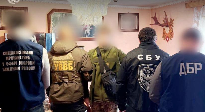 Kriptovalutáért árulta az illegális határátlépési útvonalakat egy katonai szolgálatot teljesítő férfi Kárpátalján