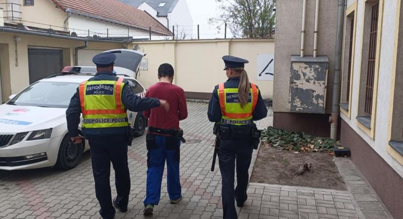 Online zaklatás és személyes adatok ellopása miatt indult eljárás egy fiatal férfi ellen