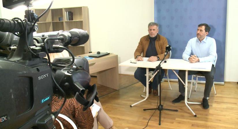 Ismertette javaslatait a városi közgyűlés jövő heti ülésére a DK, a Fidesz politikai vádaskodásról beszél