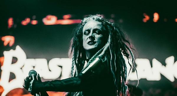 A közönség kicsi volt, az élmény óriási – Beastö Blancö, Dätcha Mandala, I Ya Toyah koncertbeszámoló - 2025.11.11., Analog Music Hall