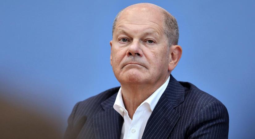 Scholz: az Ukrajnának nyújtandó támogatás miatt bukott meg a kormány