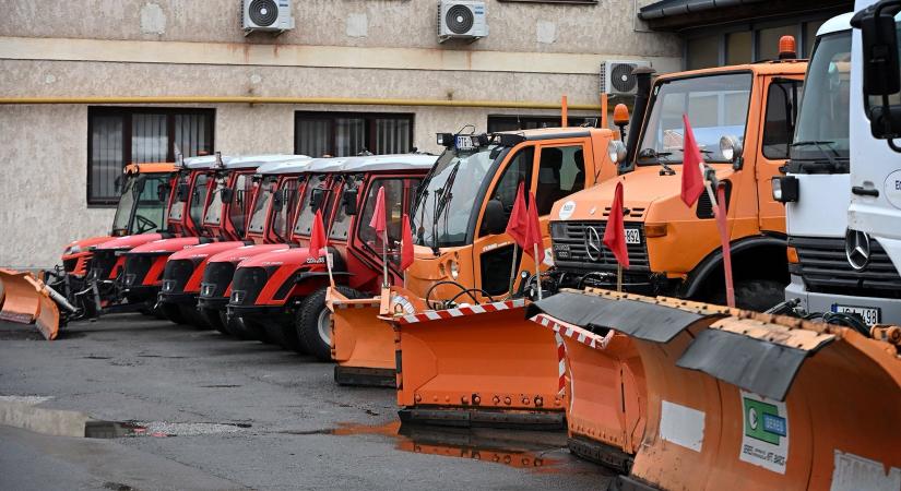 Készül a város a télre – modernizálná a hóeltakarító gépparkot az egri önkormányzat