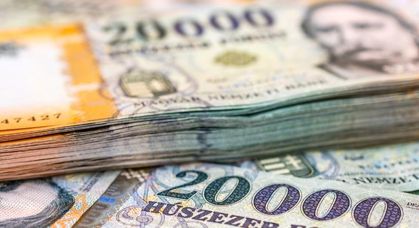 Félmillió forintot talált az utcán Anikó – hihetetlen, mi történt utána!