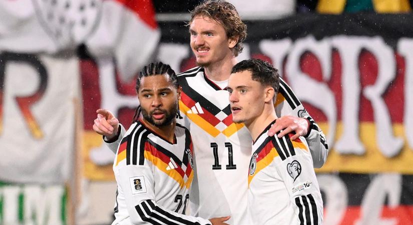 Vb-selejtezők: Sorsdöntő csata vár a szlovákokra Németországban, Turi gólt szerzett a feröeri válogatottban - videó