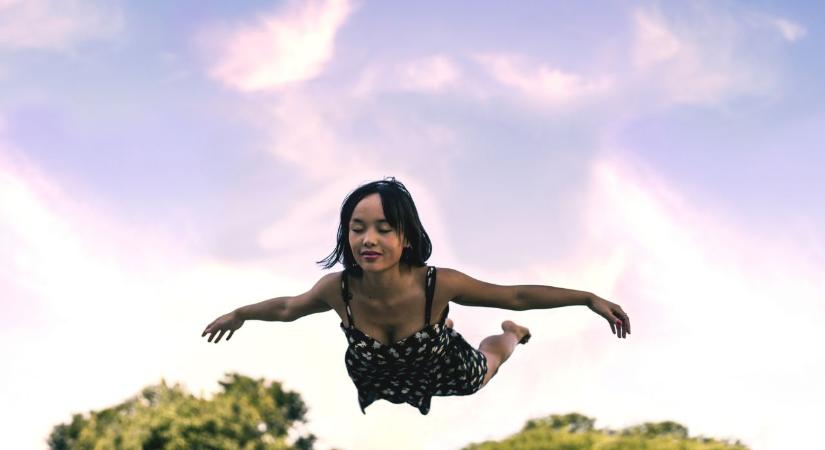 Napi horoszkóp 2025. 11. 15.: Az elengedés napja