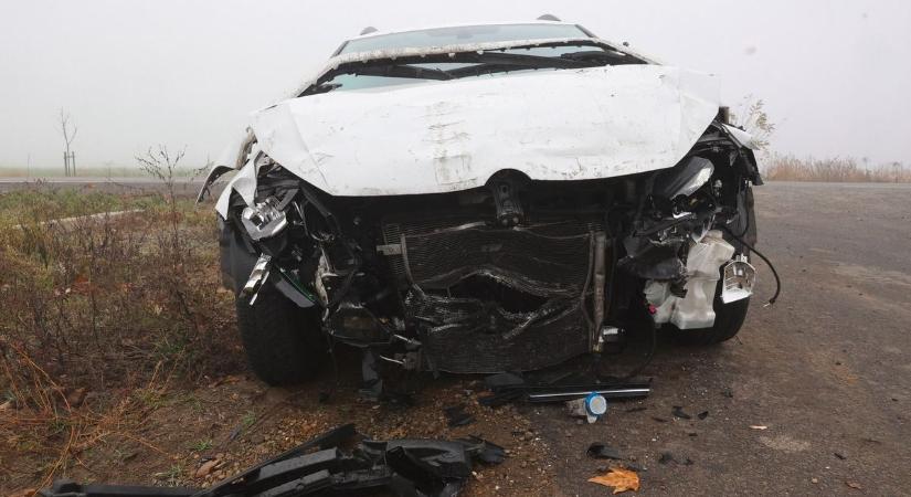 Súlyos baleset: árokba rohant egy autó Böhönyén péntek éjjel