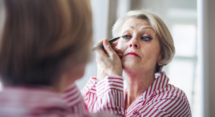3 népszerű szemsmink, ami éveket öregít