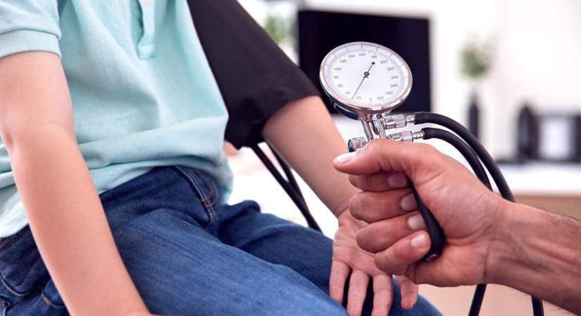 Meghökkentő adatok – az elhízott gyermekek közel 19 százaléka szenved magas vérnyomástól