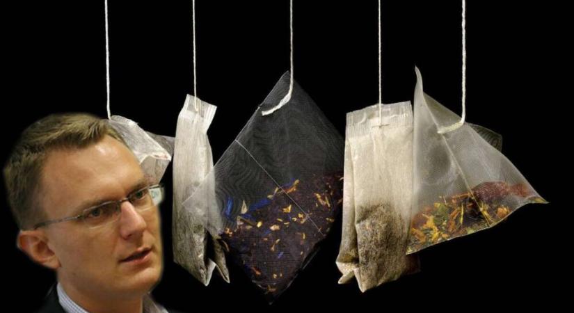 Rétvári közszolga, a teafűkeverék-arc (vigyázat: a filteres hamisítvány!) – Leforrázva, cukorral, citrommal?