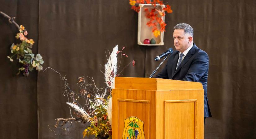 Milliárdos támogatások segítik a borvidékek megújulását