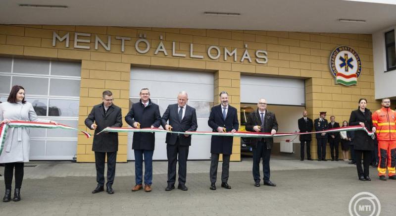 Új mentőállomás és ügyeleti központ Kemecsén