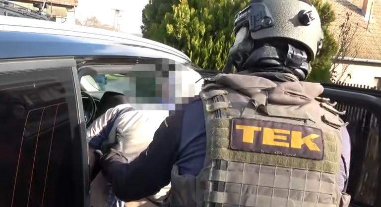 Féltékenységből állhatott bosszút sógorán a Monorierdőn robbantó nyugdíjas