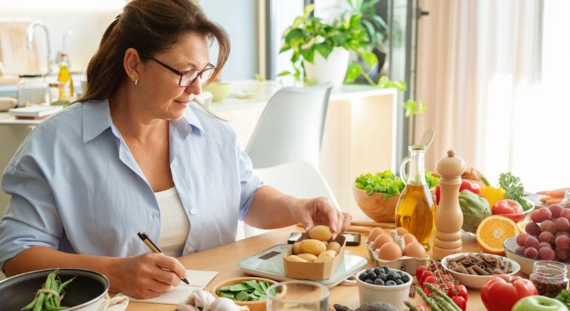 Mennyi fehérjére van szükség 60 év felett?