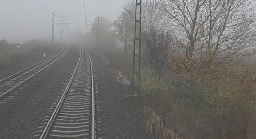 Erre számíts, ha hülye vagy a vasúti átjáróban