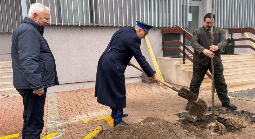 Újabb lépést tett a Veszprém vármegyei rendőrség a zöldebb jövő felé ( galéria)