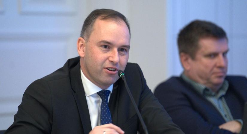 A Fertő tó fontos fejlesztéséről tárgyaltak