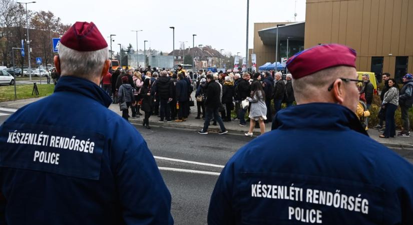 Rába Tímea is ott van a gyűlésen