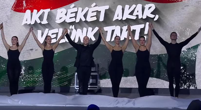 Elképesztő! A Britain’s Got Talent egykori győztes csapata nyitotta a Háborúellenes Gyűlést