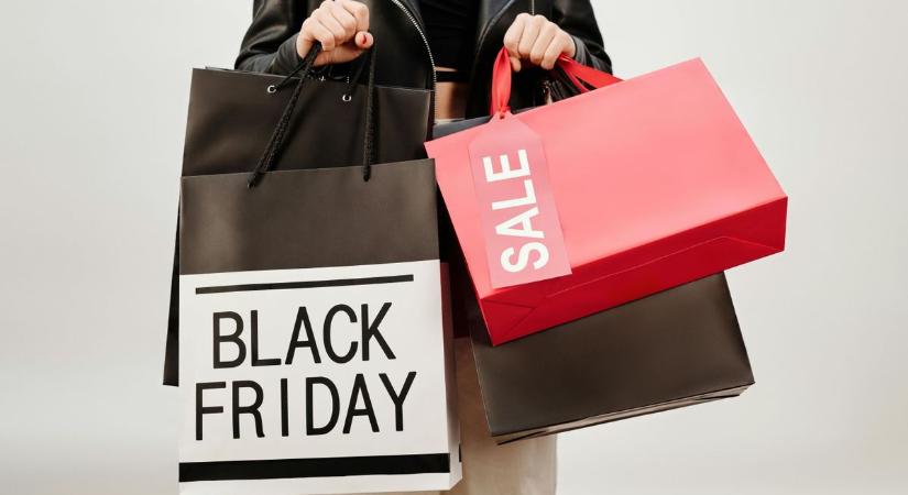Tömegek, izgalom, vásárlási őrület: így formálta a Black Friday a karácsonyi vásárlást!