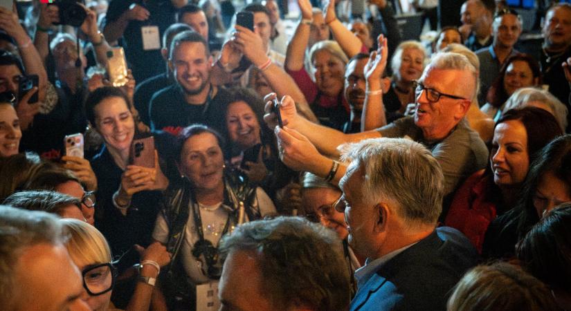 Orbán Viktor országjárása első állomásán, Györben: „veszély van!”