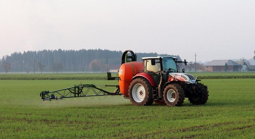 Veszélyes lehet, ha nem megfelelően kezeljük a növényvédő szeres hulladékokat