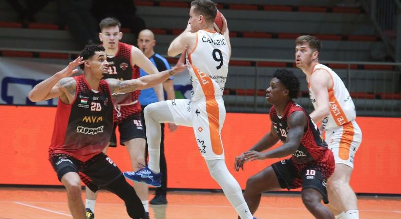 Döcögő csapat jön az NKA skalpjáért