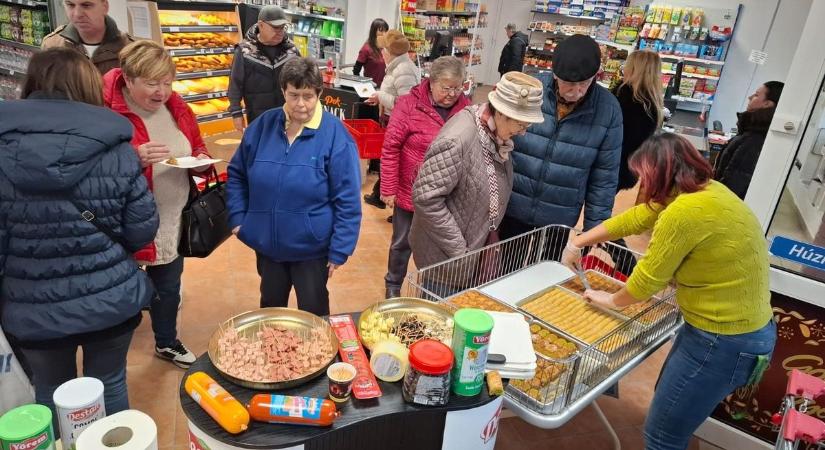 Kelet ízei Sopronban – kostólóval várták a vendégeket – galéria
