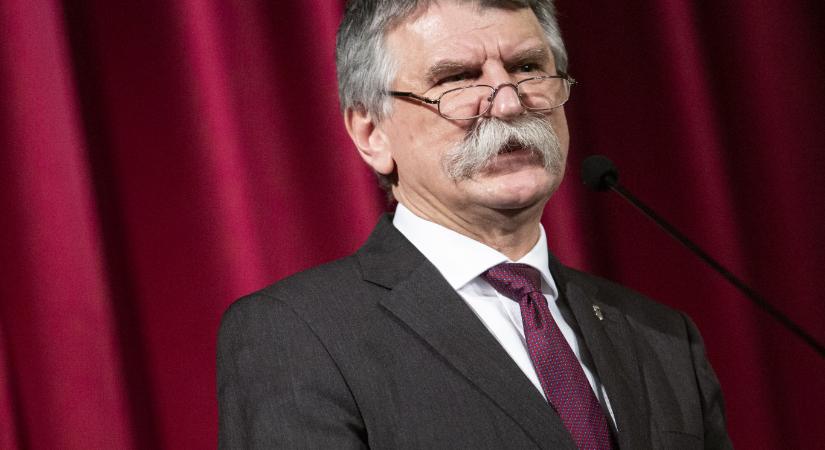 Kövér Lászlót tiszta Ésaiás prófétába hozta ez a novemberi szombat, a „hamisság és a halál zsákutcájáról” elmélkedett egy jót