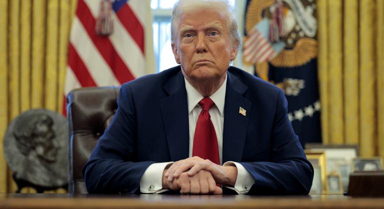 Fordulat az Epstein-ügyben: Donald Trump a demokratákat célozza, Bill Clinton ellen is vizsgálatot indít