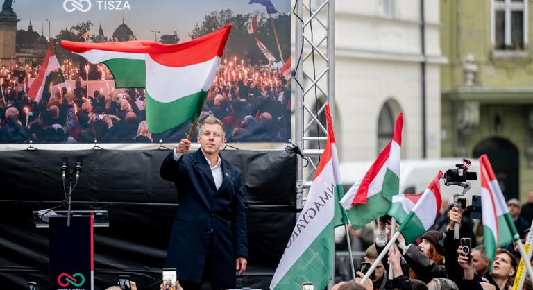 Magyar Péter: Ha lehet kérdezni Orbán Viktortól, akkor miért nem áll ki vitázni 20 éve?