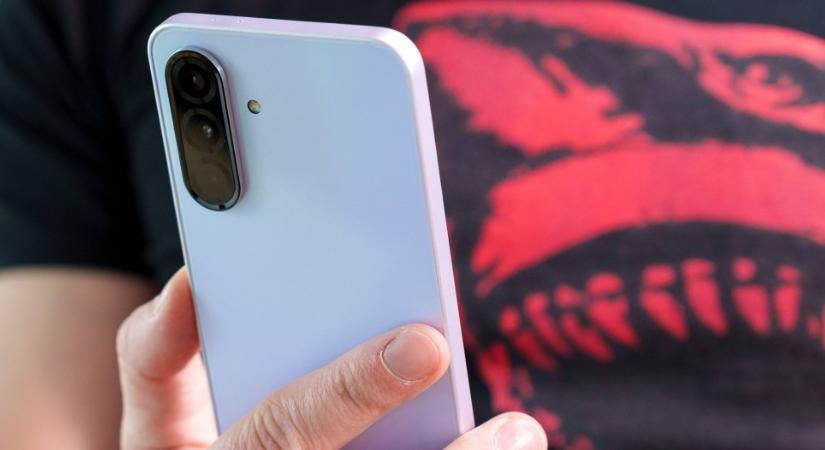 Már fejlesztik a Samsung Galaxy A37-et