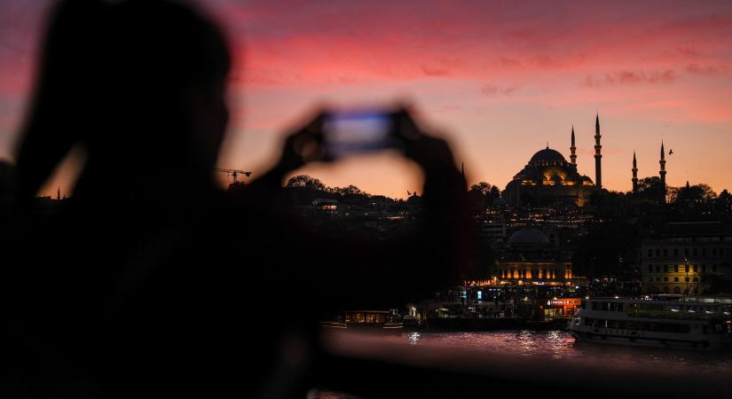 Utcai árusoknál evett egy hamburgi család Isztambulban, két gyerek és egy felnőtt meghalt, a hatóságok ételmérgezésre gyanakodnak